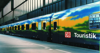 Airbrushtechnik,  Deutsche Bundesbahn,
Event-Sonderzug ,  26 Wagen, 3 Loks, 